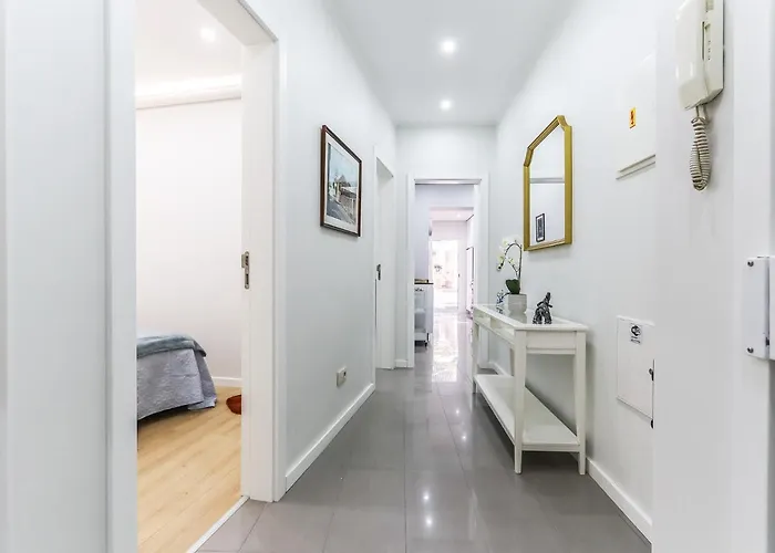 شقة Portucale ! Moscavide Casa Branca W/ Terrace Lisboa