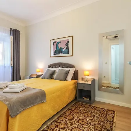 Portucale ! Moscavide Casa Branca W/ Terrace Apartamento Lisboa