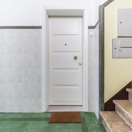 Portucale ! Moscavide Casa Branca W/ Terrace Apartamento *